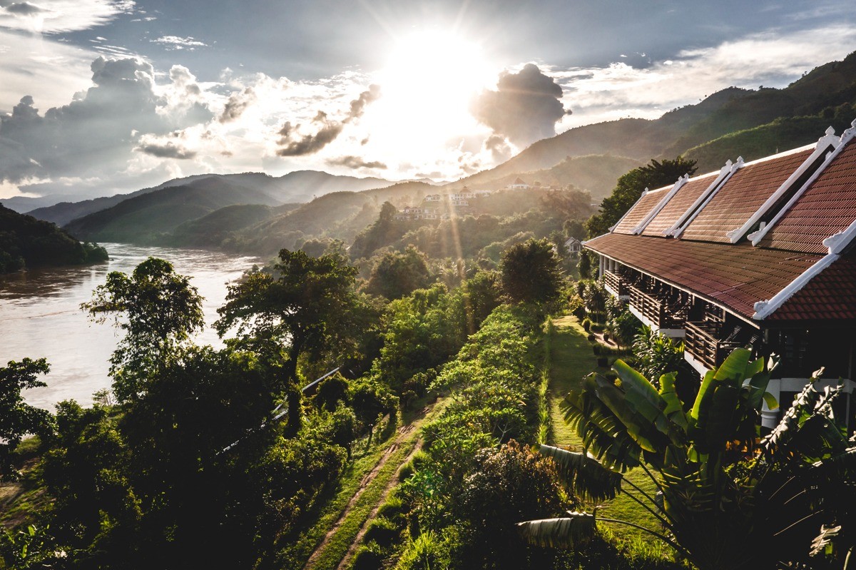 SANCTUARY PAKBENG LODGE 12/86