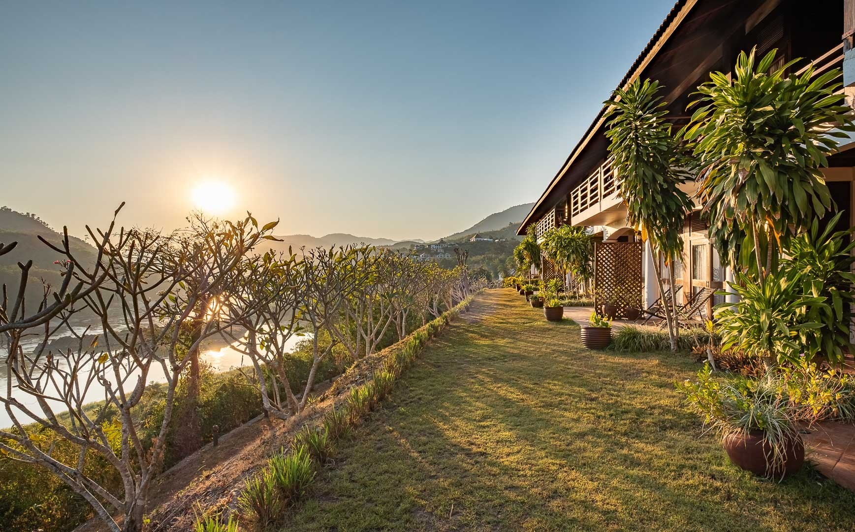 SANCTUARY PAKBENG LODGE 7/86