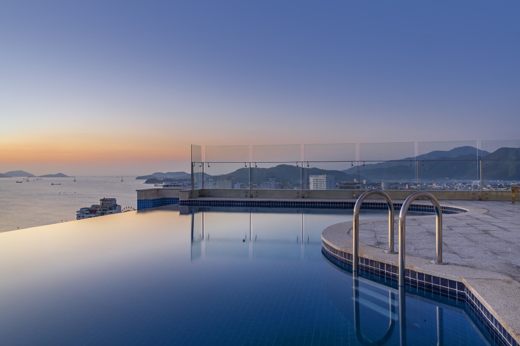 ROSAKA NHA TRANG HOTEL 49/78