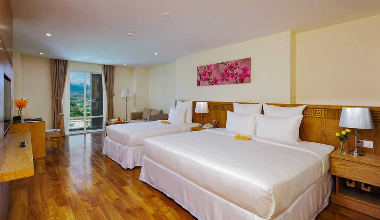 ROSAKA NHA TRANG HOTEL 18/78