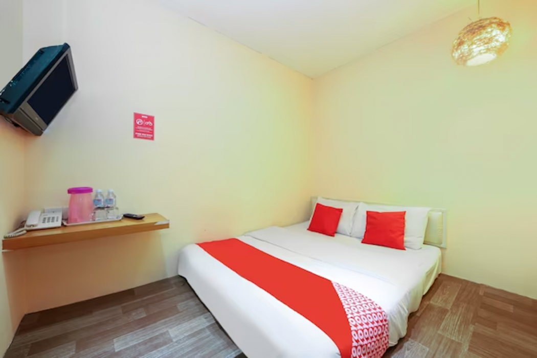 OYO 479 The Green Hotel 7/8