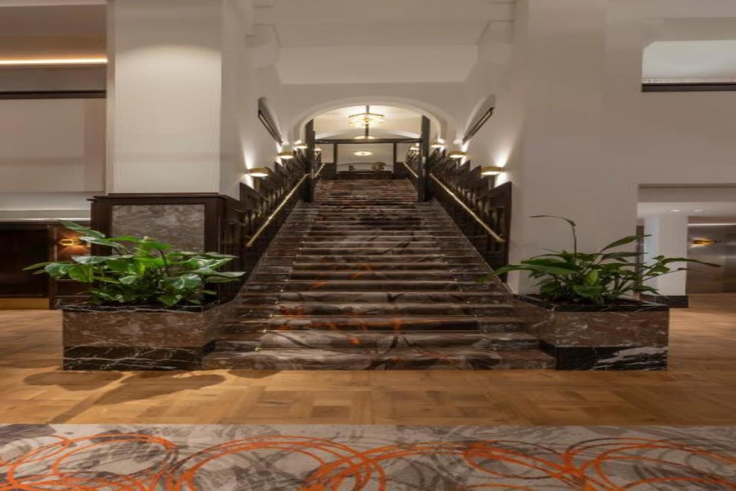 Clayton Hotel Amsterdam American 7/53