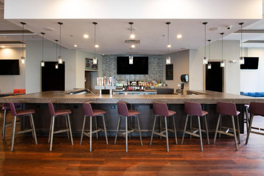 Skyline Hotel Detroit Airport, SureStay Collection by BW 12/21
