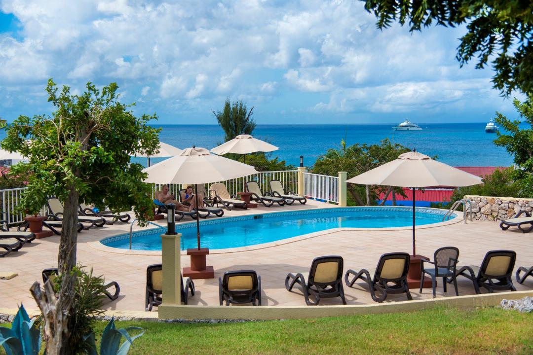Simpson Bay Resort, Marina & Spa 54/95