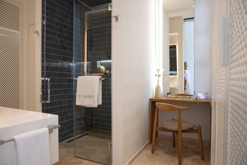 Yalikavak Marina Hotel by Social Living Collection 11/65