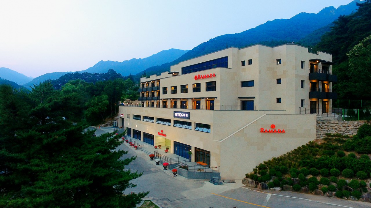Ramada by Wyndham Mungyeongsaejae 1/26