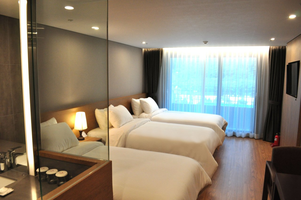 Ramada by Wyndham Mungyeongsaejae 13/26