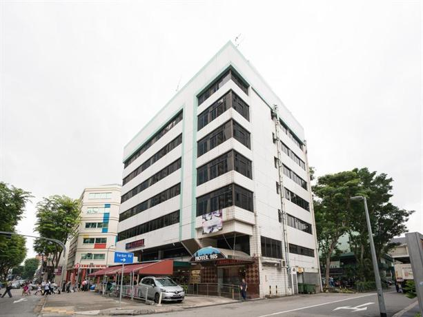 Hotel 165 1/45