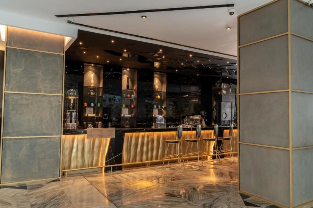 W Dubai – The Palm 24/61