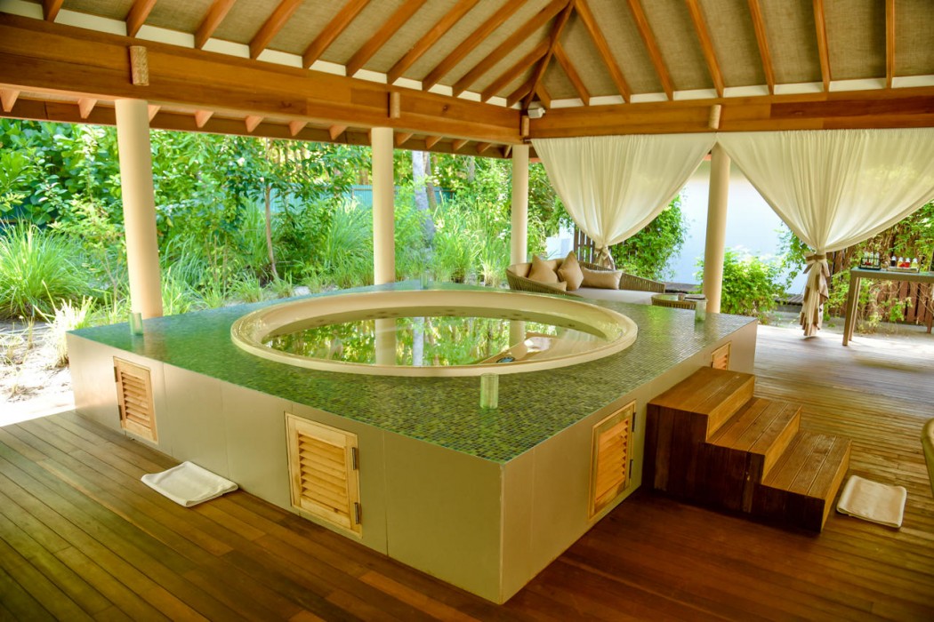 Reethi Faru Resort 60/114
