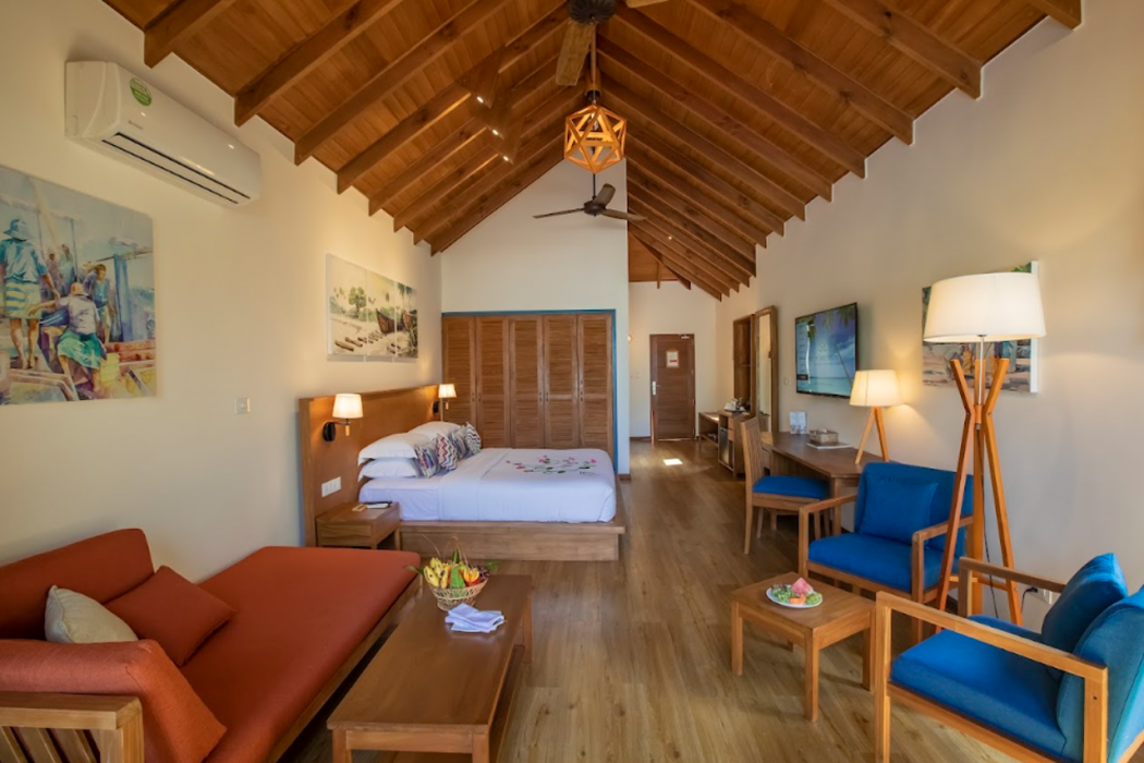 Reethi Faru Resort 25/114