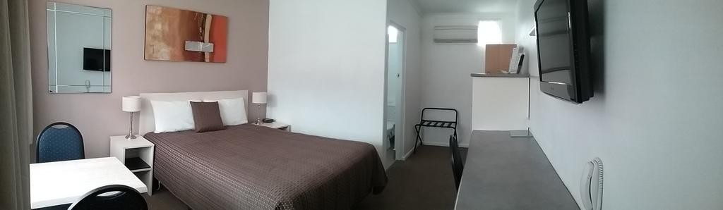 BAIRNSDALE MAIN MOTEL 5/27