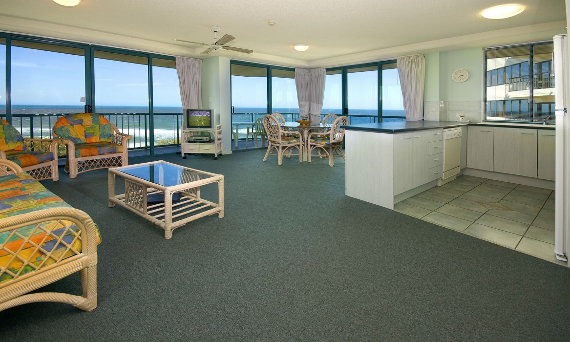 KEY LARGO MAROOCHYDORE 42/72