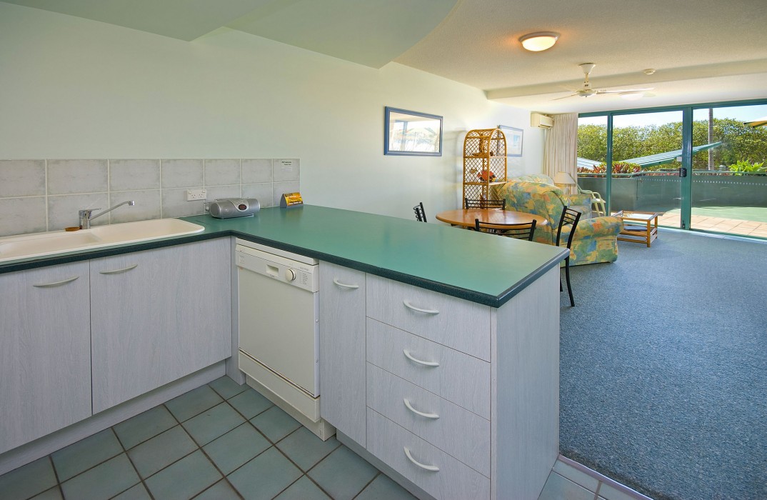 KEY LARGO MAROOCHYDORE 31/72