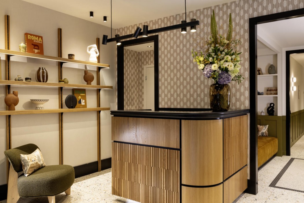 Lobby at Hotel Brady Gare de L Est, PARIS