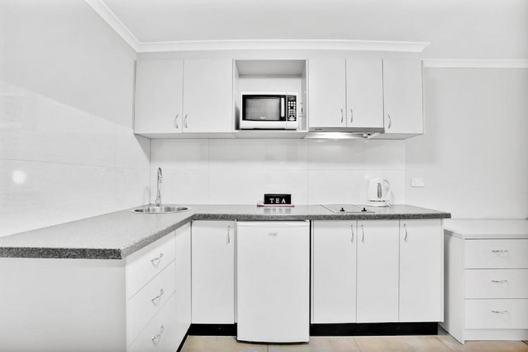 Carlton Lygon Lodge 36/75