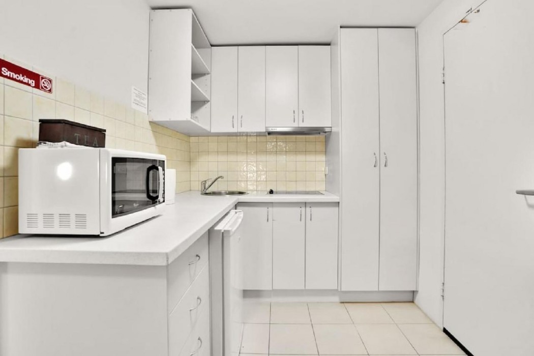 Carlton Lygon Lodge 34/75