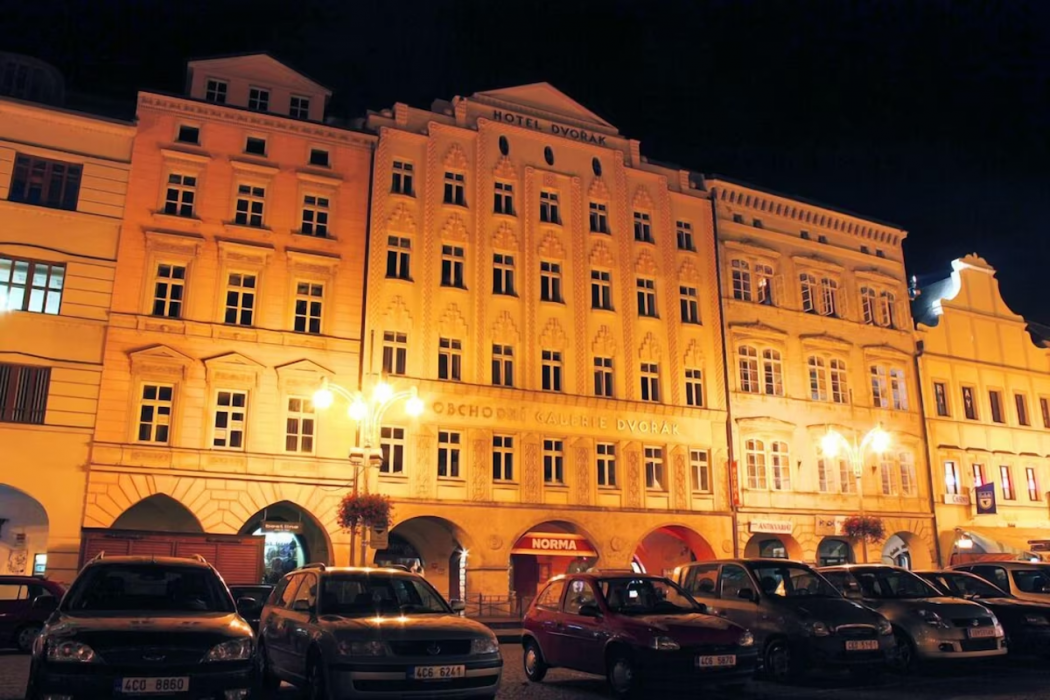 Hotel Dvorak 2/66