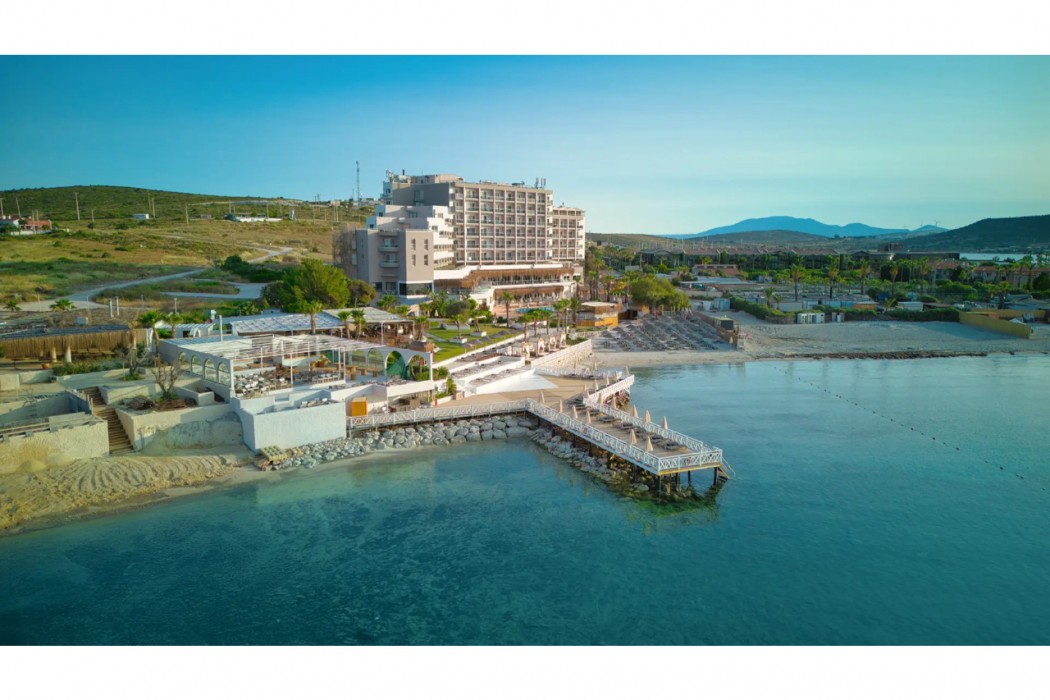 Design Plus Seya Beach Hotel in CESME