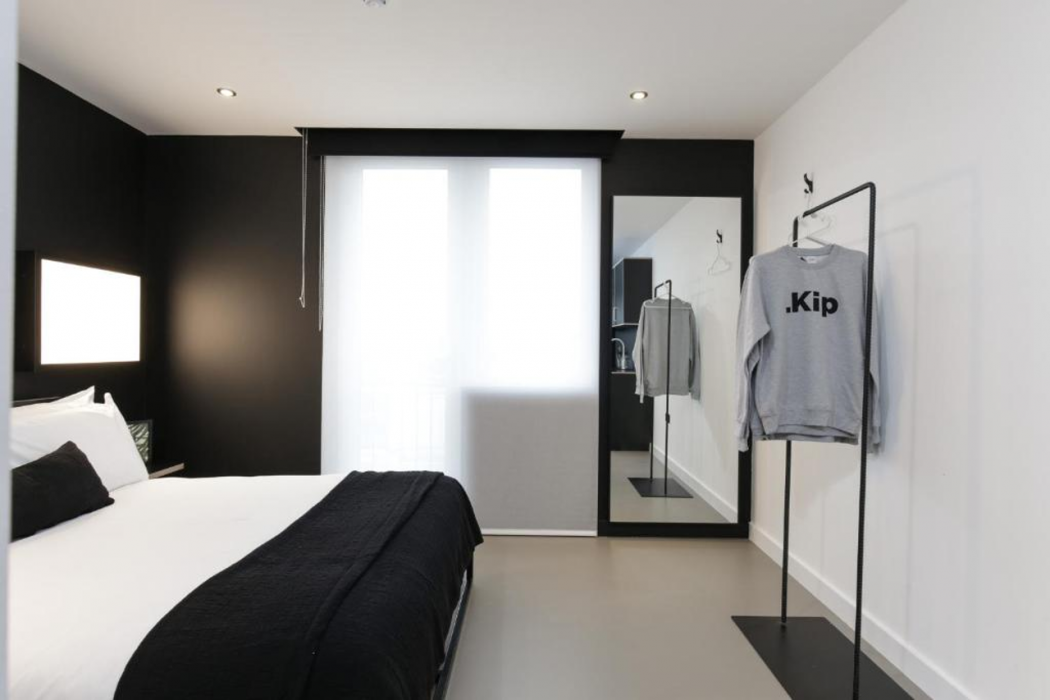 Room at Kip Hotel, LONDON