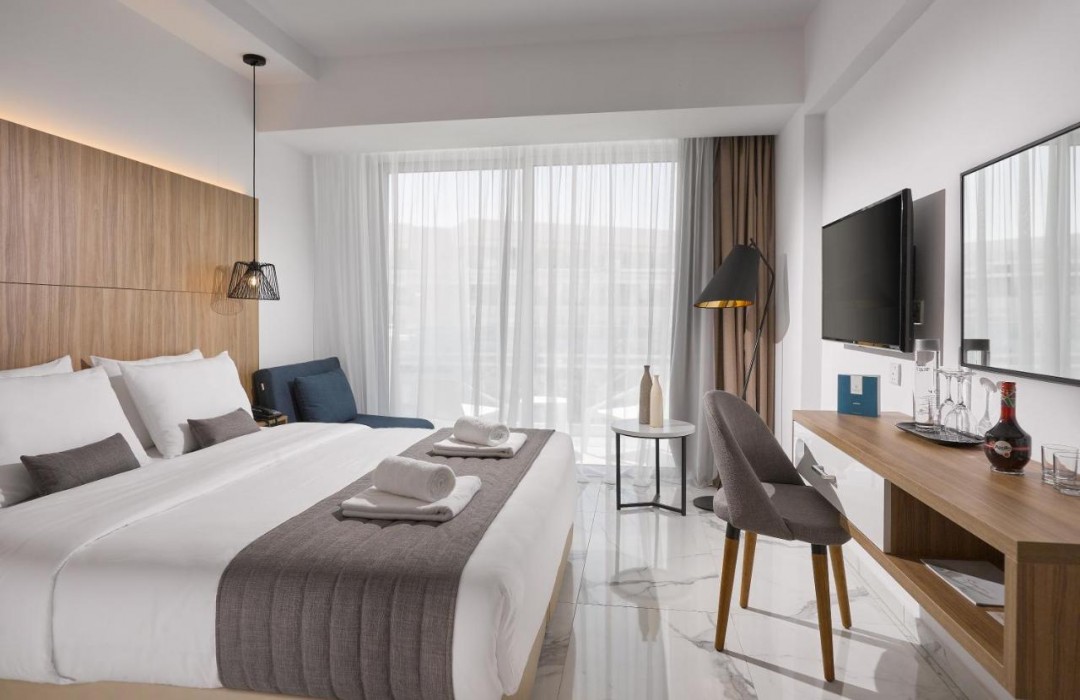 Blue Ivy Hotel And Suites 12/46