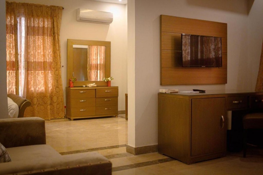 Xefan Hotel and Suites 13/59