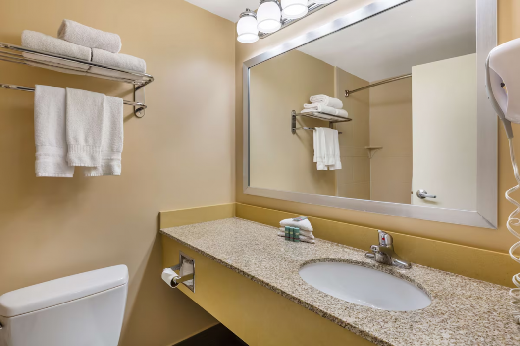 Best Western Braintree Inn 40/63