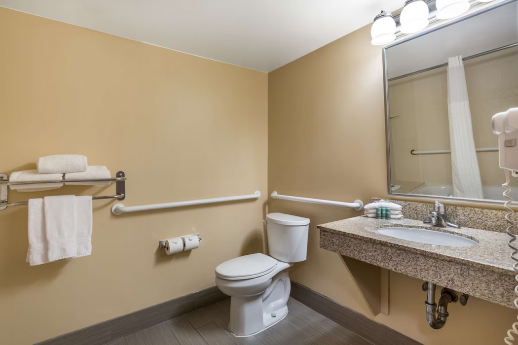 Best Western Braintree Inn 34/63