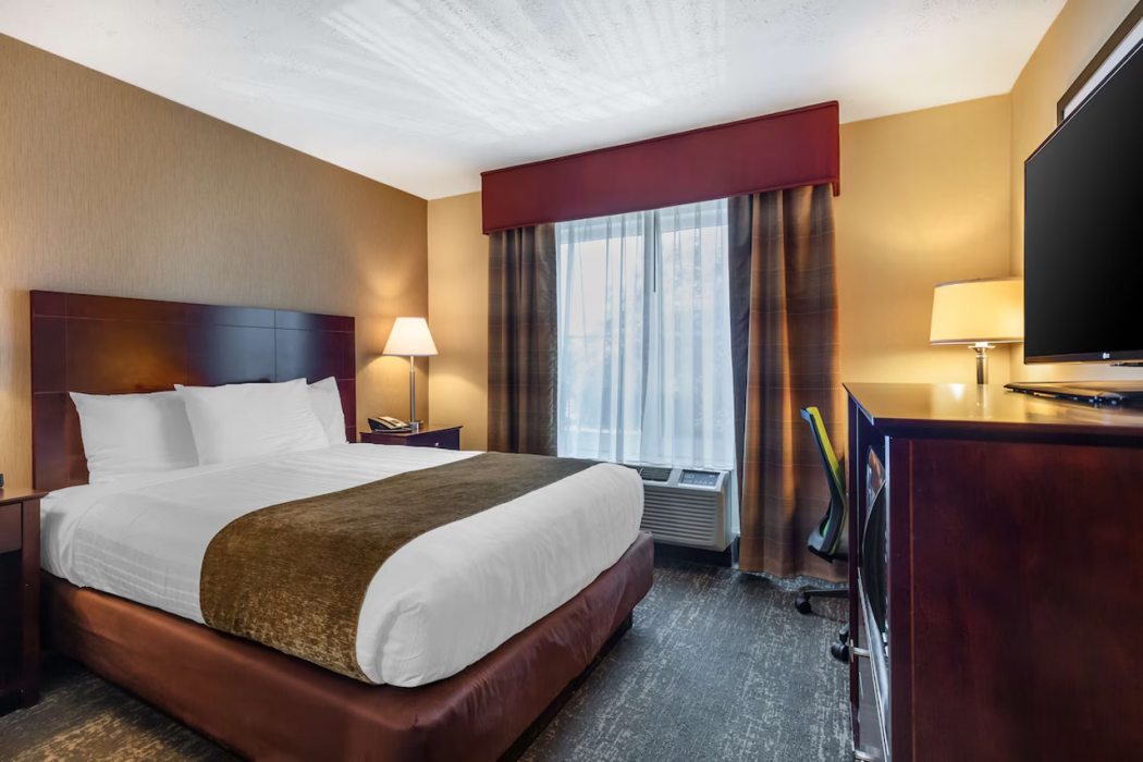 Best Western Braintree Inn 8/63