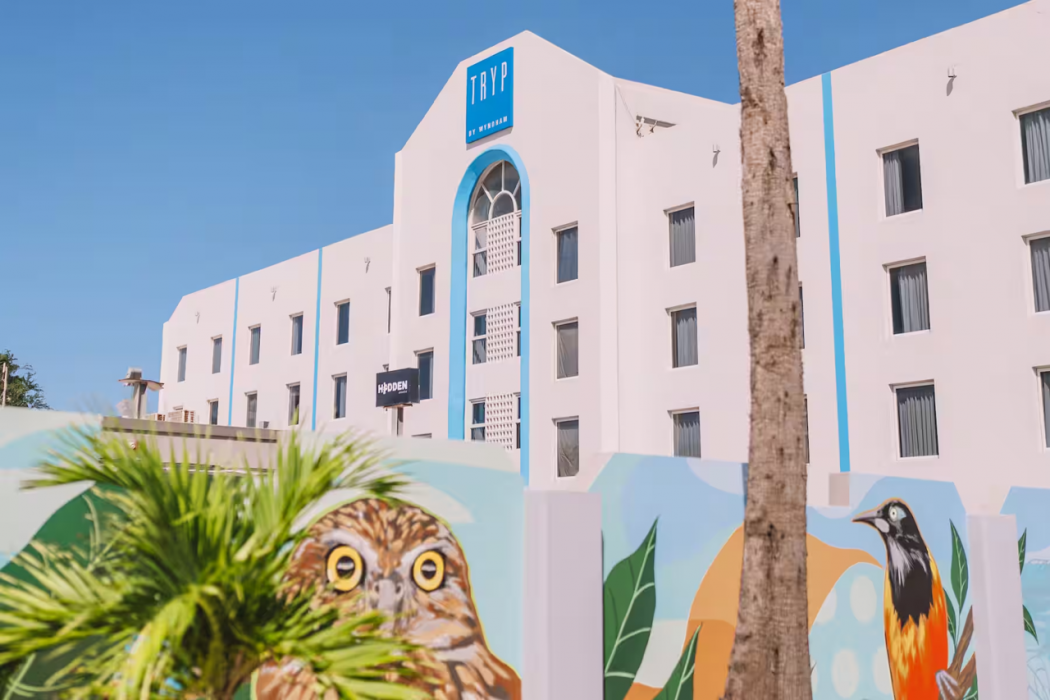 TRYP by Wyndham Aruba Adults Only Hotel 4/75
