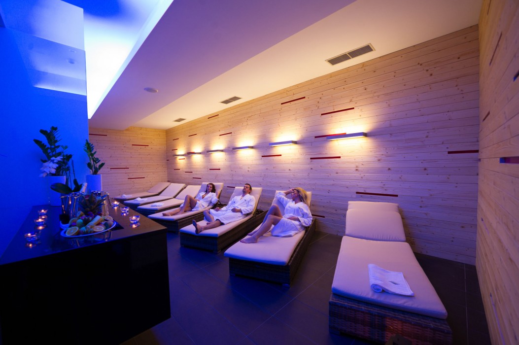 Hotel Aquacity Seasons 19/64