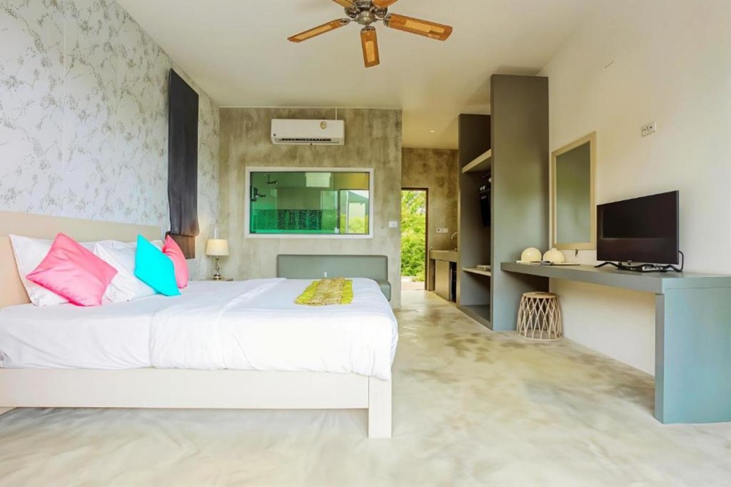 Amantra Lake View 15/72