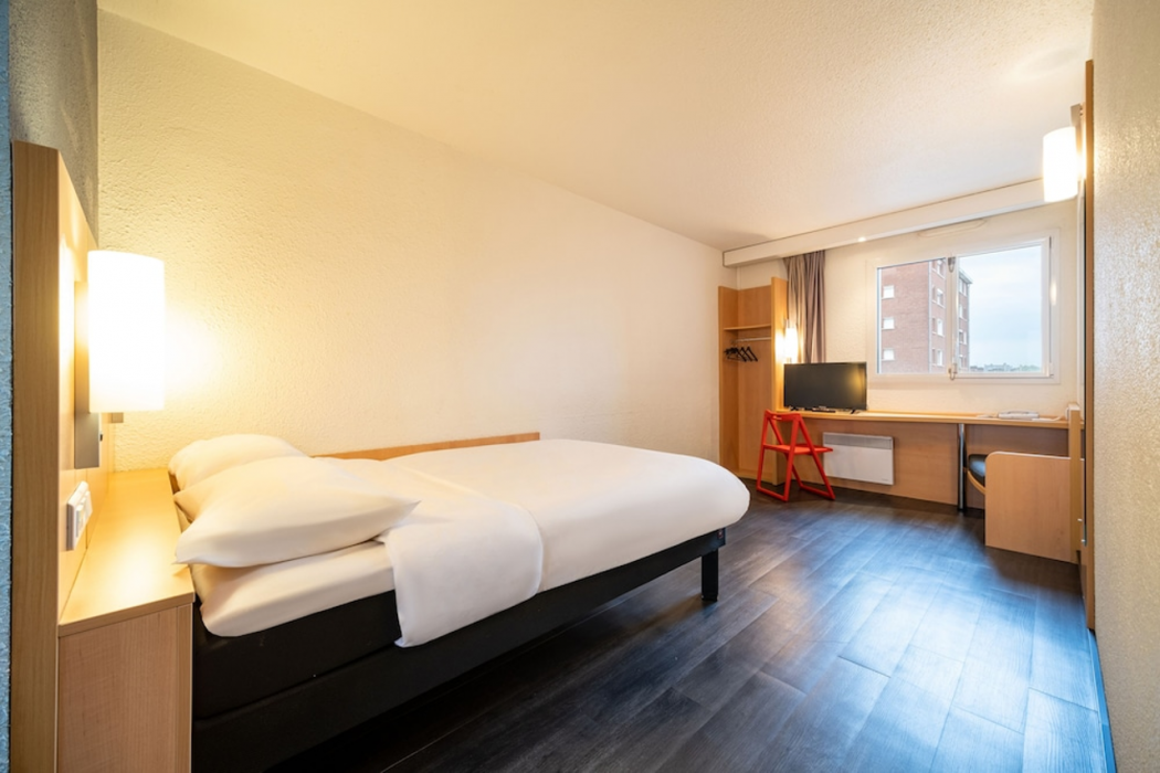 B&B HOTEL Amiens Centre Cathedrale 18/38
