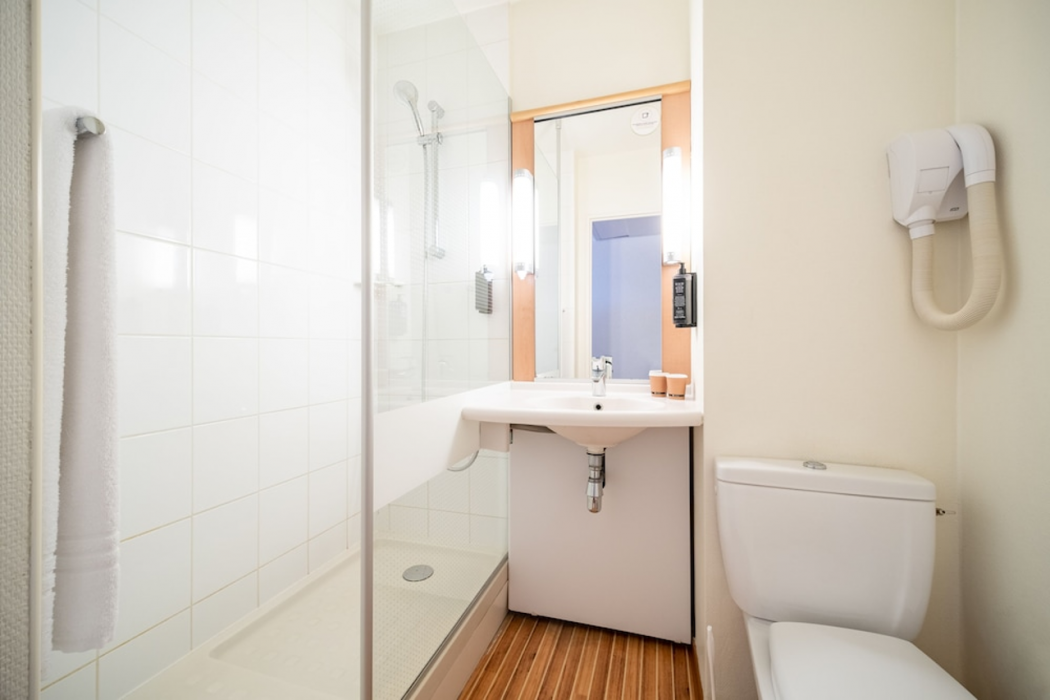 B&B HOTEL Amiens Centre Cathedrale 20/38