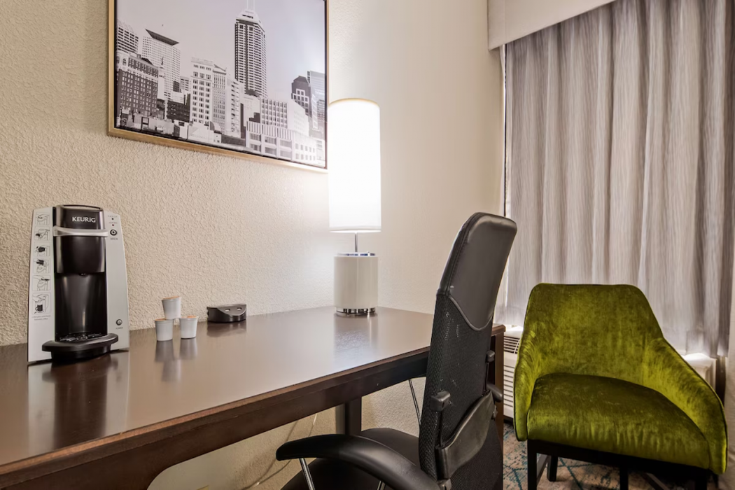 Best Western Plus Indianapolis NW Hotel 26/69