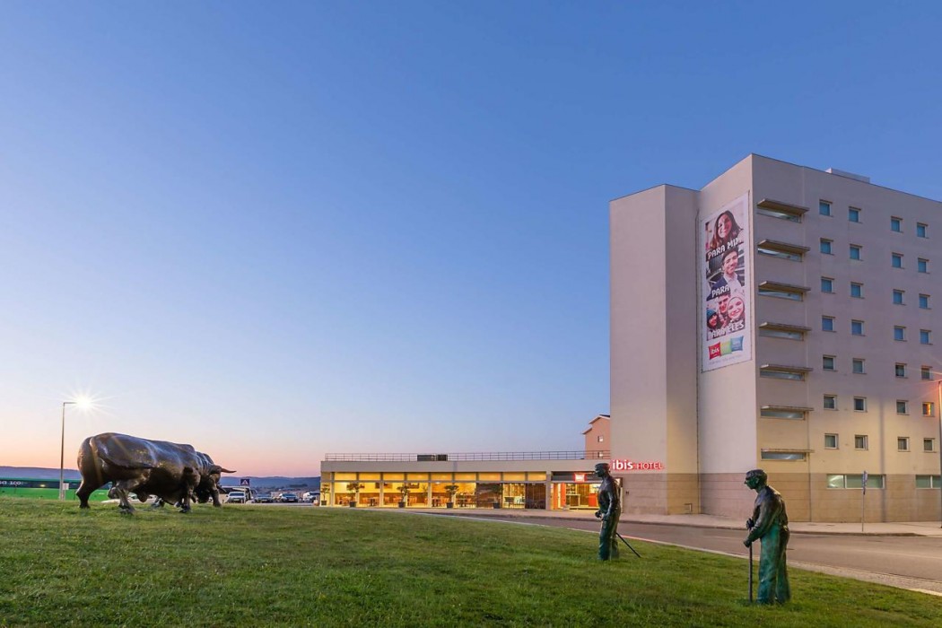 Ibis Braganca Hotel 1/64