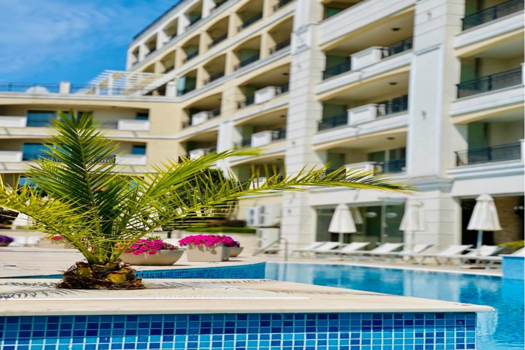 Penelope Palace Apart Hotel in POMORIE