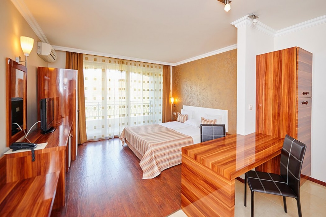 Penelope Palace Apart Hotel 23/87