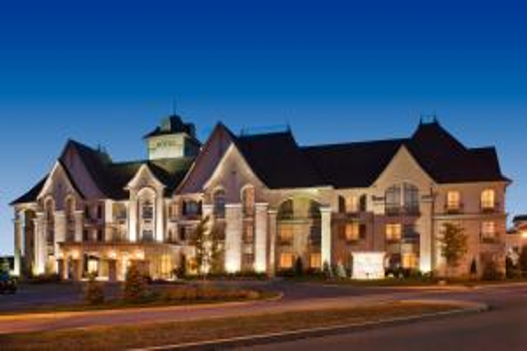 Hotel Vallea Bromont, Tapestry Collection by Hilton 1/33