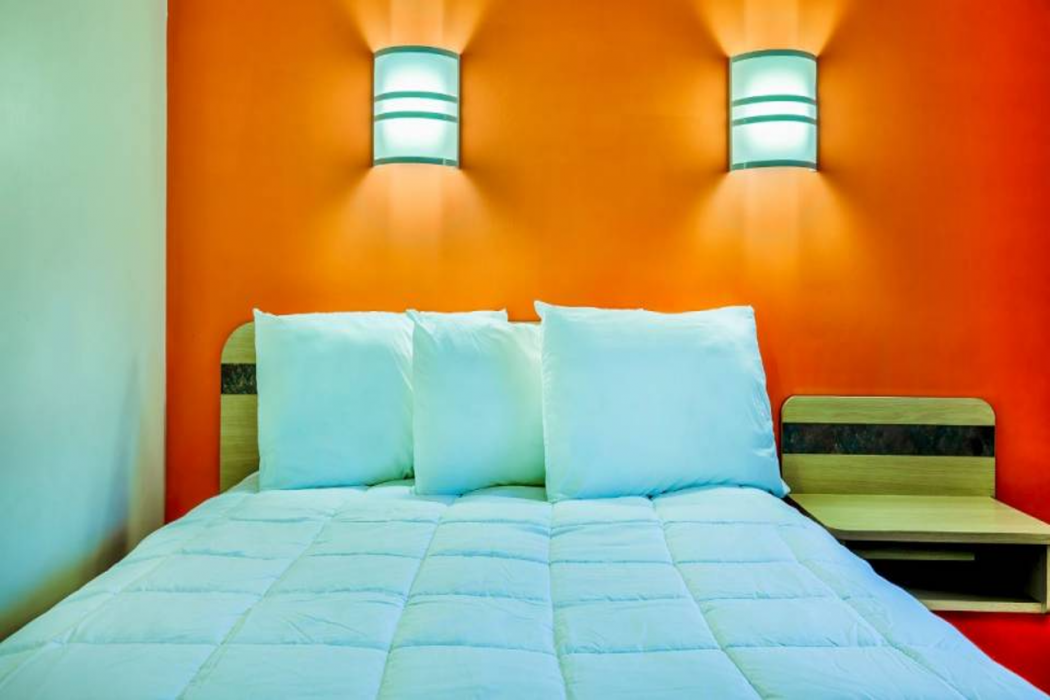 Motel6 Burlington On - Toronto West - Oakville 19/61