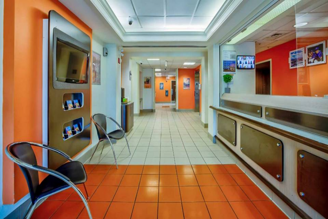 Motel6 Burlington On - Toronto West - Oakville 8/61