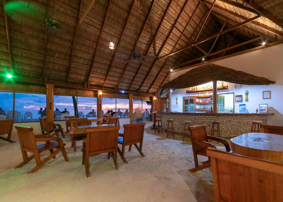 Fihalhohi Maldives 20/61