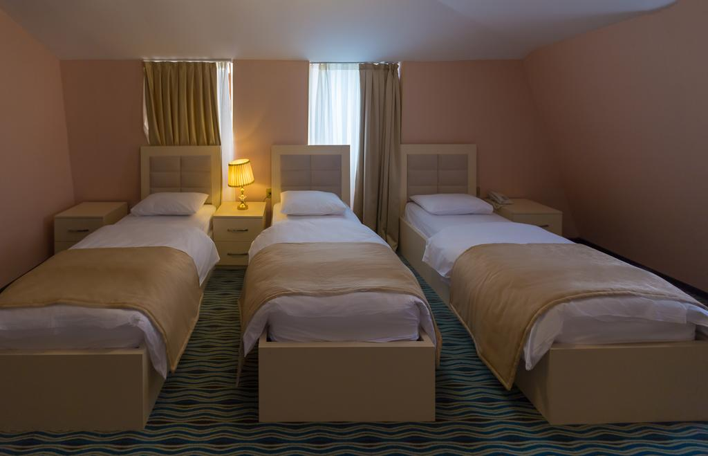 Art Hotel Baku 20/62