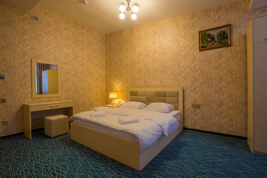Art Hotel Baku 19/62