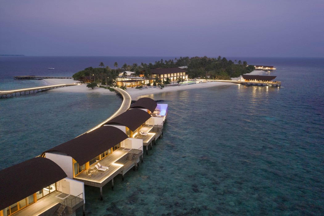 The Westin Maldives Miriandhoo Resort 33/147