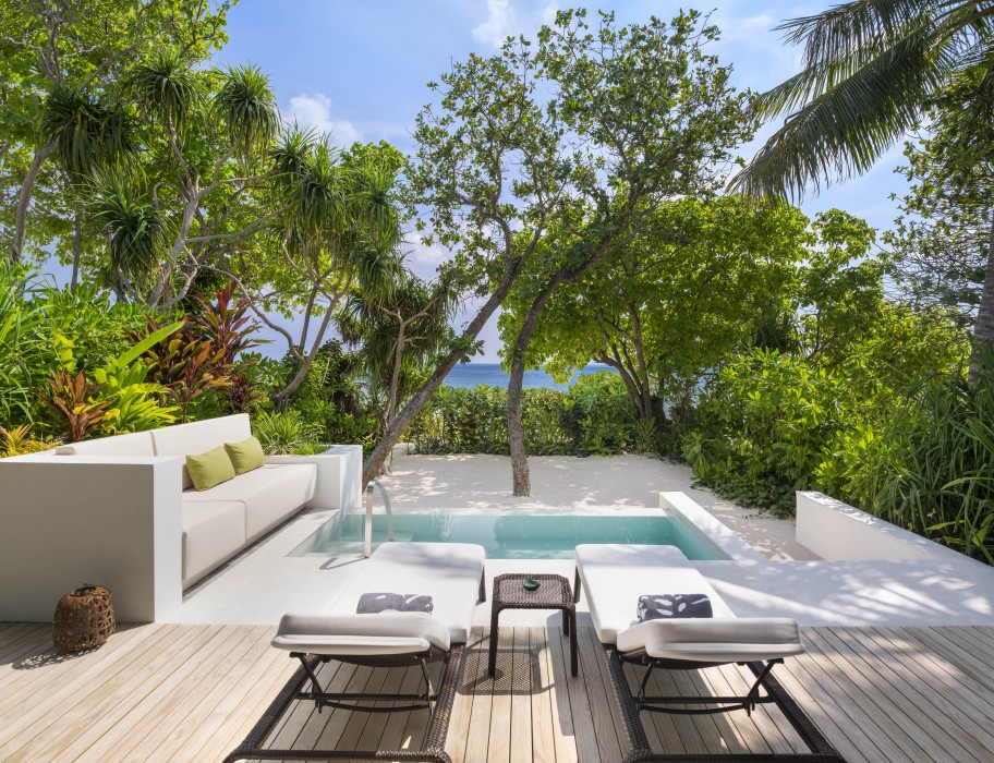 The Westin Maldives Miriandhoo Resort 30/147