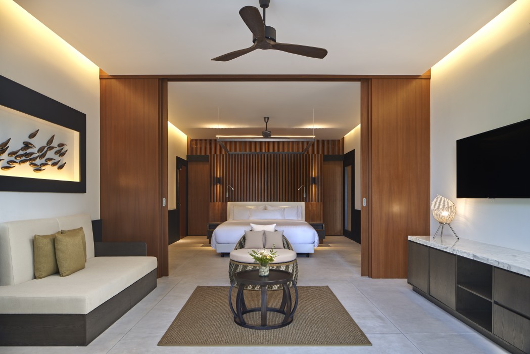 The Westin Maldives Miriandhoo Resort 24/147