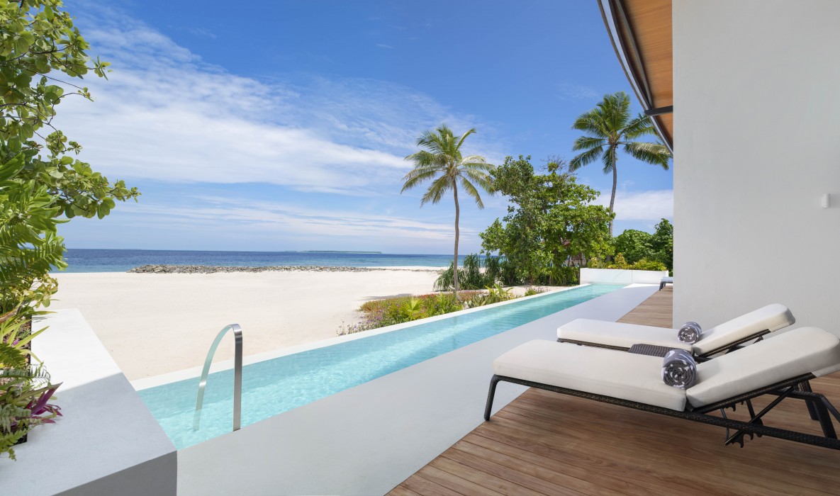 The Westin Maldives Miriandhoo Resort 40/147