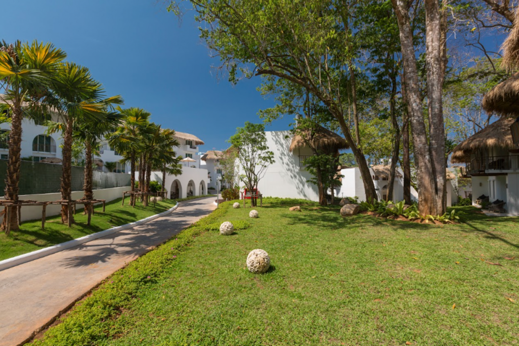Eden Beach Khao Lak Resort and Spa 132/139