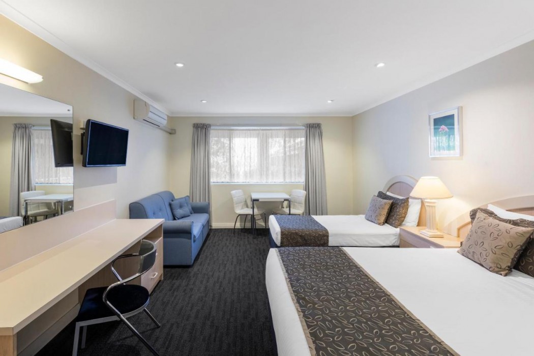 Adelaide Granada Motor Inn 22/65